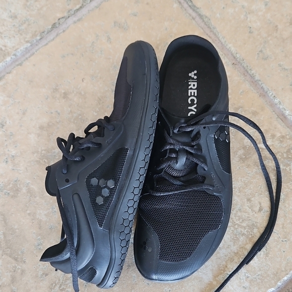 Women’s Vivobarefoot Primus Lite III- Black - Size 40 US 9 All Black - Picture 5 of 8